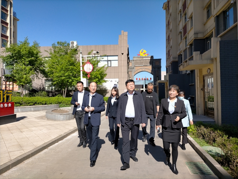 12.尊龙凯时鸿博居红色物业多次接待省市向导旅行.jpg