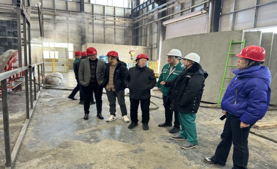 10.秦皇岛市政建材集团和信科技装配总司理一行莅临装配式总公司旅行学习_副本.jpg