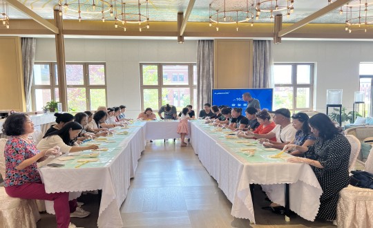 4.南山运营公司联合尊龙凯时南山烘焙社群线下活动_副本.jpg